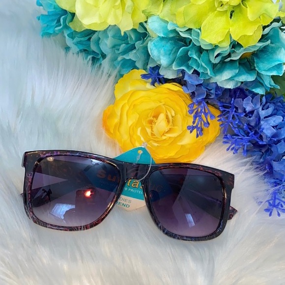 Suntastic Accessories - NEW! Clear Purple Mix Sunglasses